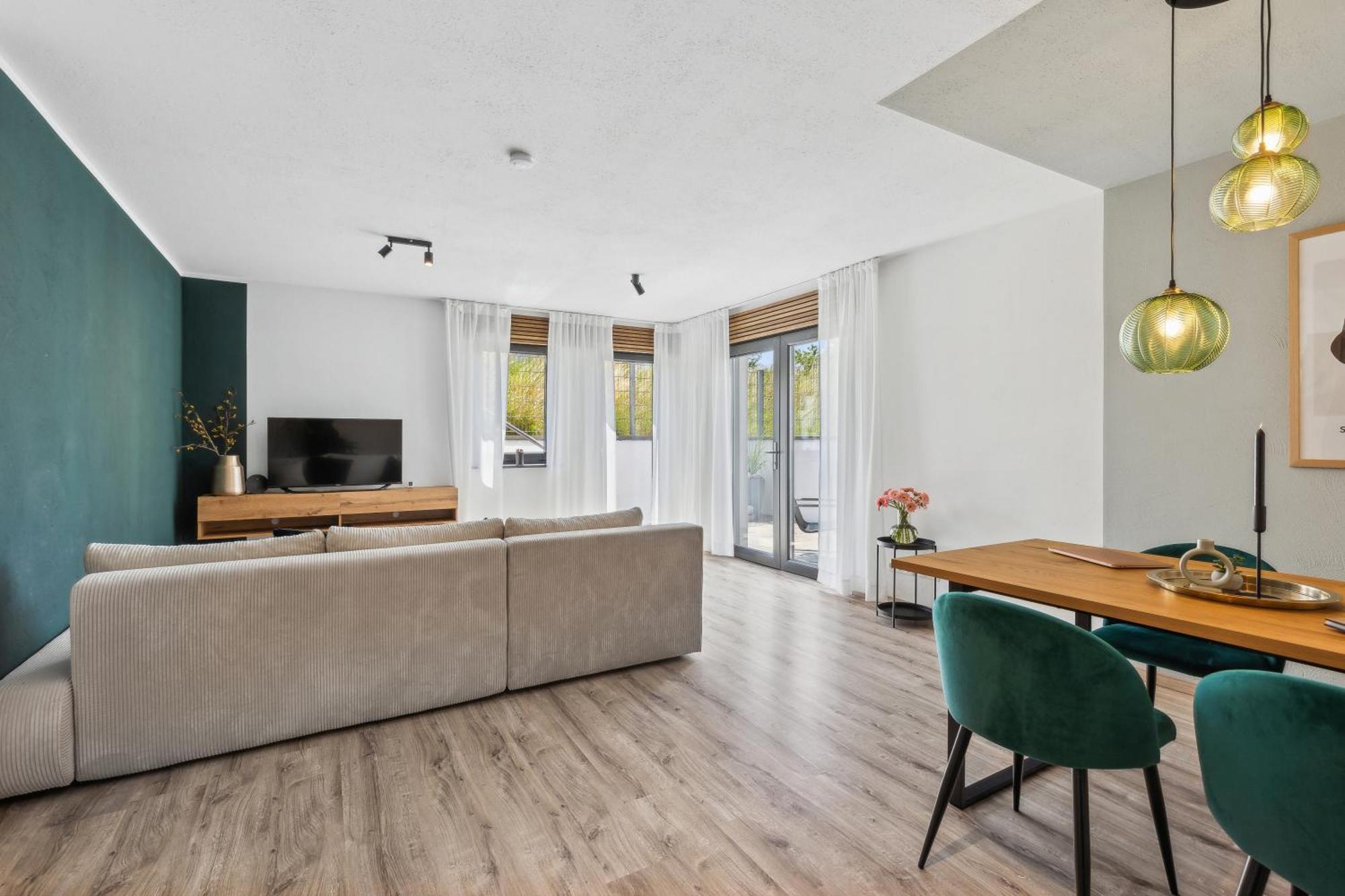Fewo Moritz Mit Kleiner Terrasse Und Stellplatz Coburg Ngoại thất bức ảnh